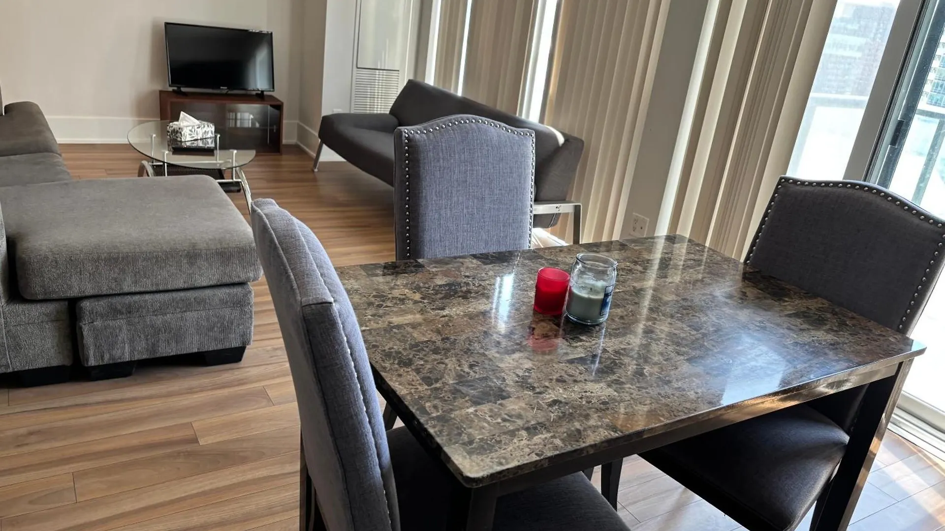 Downtown Apartment Toronto 0*,  Canadá